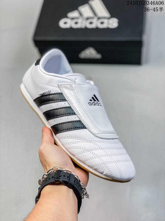 简介：底越薄，越时髦！Jennie穿搭代言款，阿迪达斯adidas Originals Taekwondo Low White Black 跆拳道系列低帮经典复