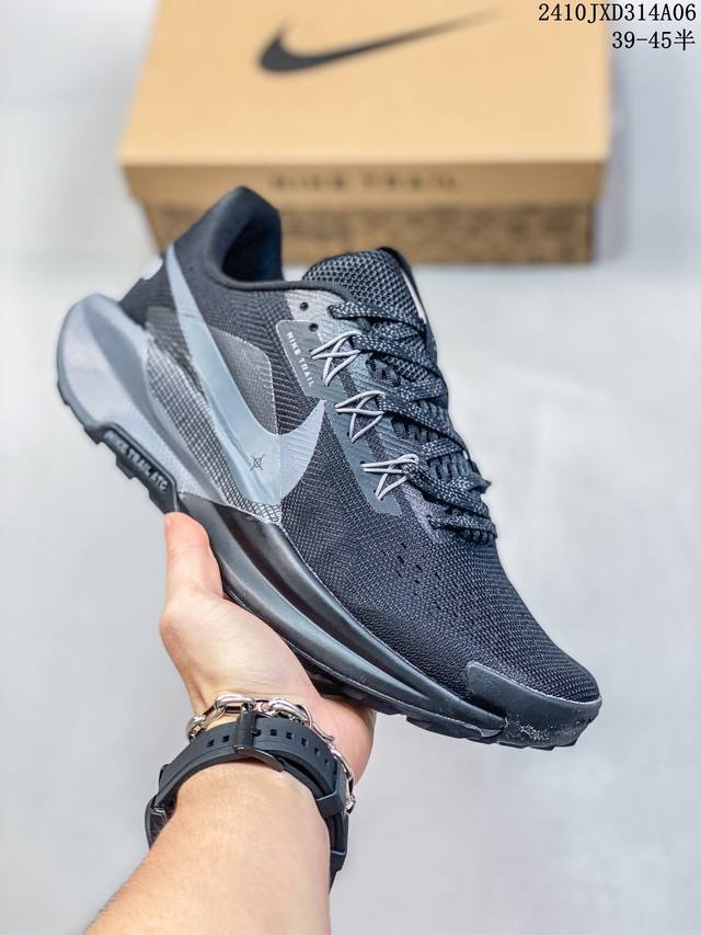 耐克 Nike Reactx Pegasus Trail 5 Next Nature 越野登山跑步鞋 登月兼顾迅疾外观和稳固脚感 后跟覆面和中足动态支撑巧妙融合