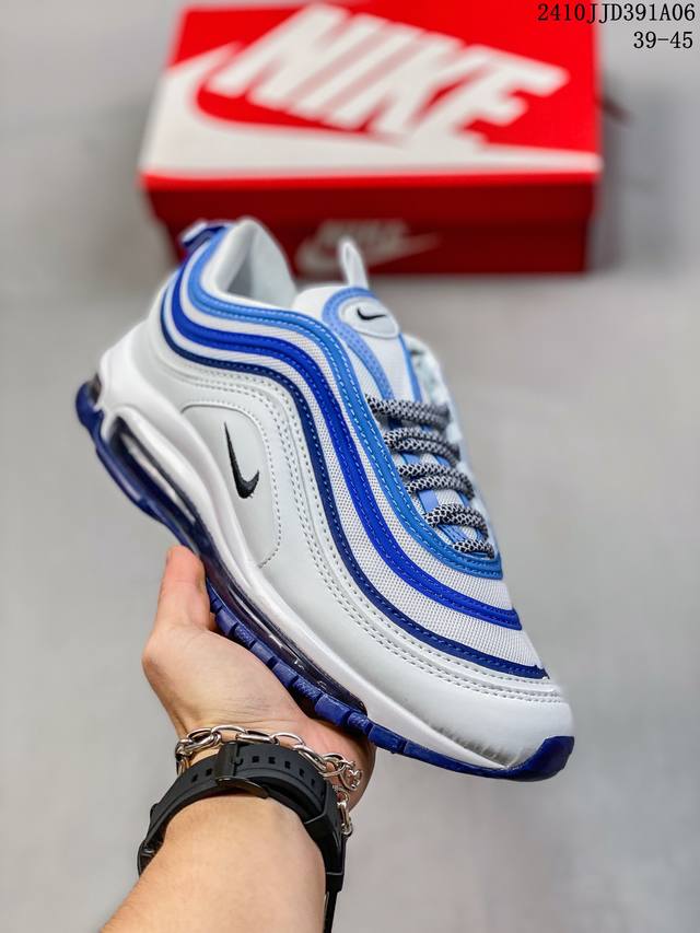 耐克nike休闲鞋 经典 气垫 Air Max 97 子弹气垫低帮运动鞋。Air Max '97 运动跑鞋以流线型鞋身和卓越科技为热爱运动的你造就全方位防护，强