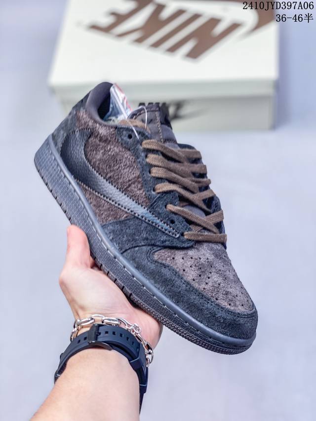 简介：耐克 Travis Scott X Air Jordan 1 Low Velvet Brown 低帮 黑棕倒勾联名 Aj1 乔丹1代 Aj1 乔1 低邦