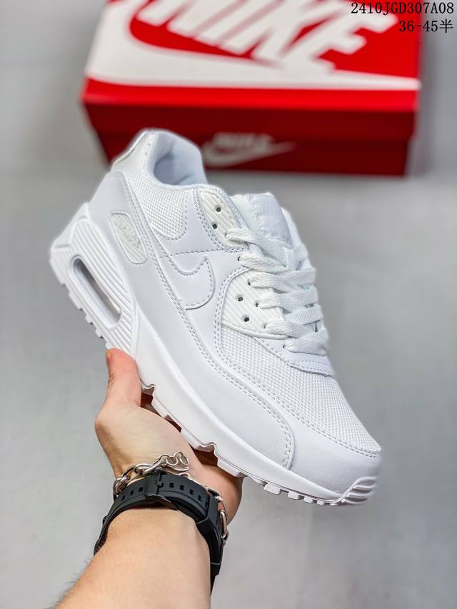 耐克 Nike Air Max 90 Essential 运动鞋气垫缓震跑步鞋 秉承该系列非凡缓震性能，缔造出众舒适穿着感与高级牛剖层革、人造革与织物组合鞋面，