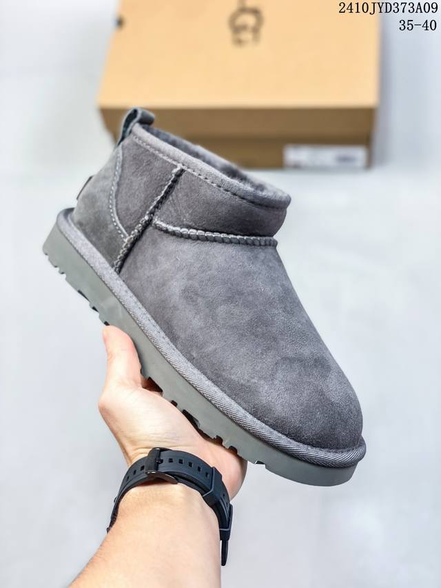 Ugg 1116109 Classic Ultra Mini 冬季加毛保暖雪地靴 皮毛一体短靴 码数：35 36 37 38 39 40 编号：10Jyd373