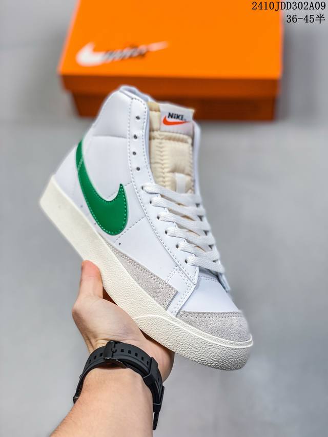 真标耐克nike Blazer Mid ‘1977 Vintage”Infinite“ 经典开拓者高帮百搭休闲运动板鞋.采用牛剖皮革鞋面材质 货号：Bq6806