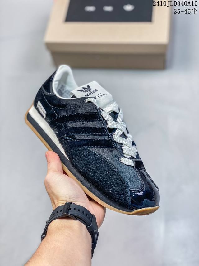 公司级 阿迪达斯 Adidas Country Og Shoes经典复古运动板鞋 T头鞋 久负盛名的复古风皮革经典运动鞋 Country Og系列鞋款于1970