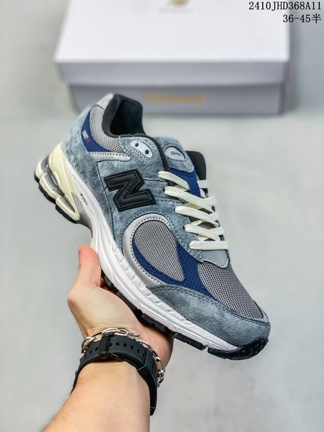 新百伦new Balance Ml2002 系列复古老爹风 男女休闲鞋情侣百搭慢跑鞋运动男鞋女鞋 采用拼接网眼织物鞋面 后跟搭载外露缓震胶 货号：M2002Cr