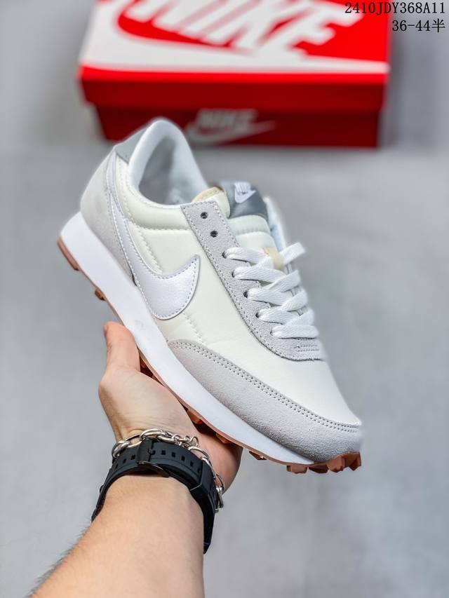 公司级nike 耐克 采用翻毛麂皮拼接牛津布面材质， 耐克nike Daybreak Sp破晓系列华夫复古休闲运动慢跑鞋 货号：Ck2351-700 Size：