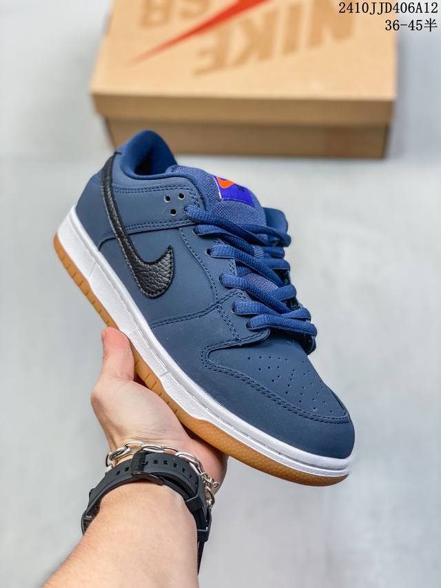 公司级耐克nike Sb Dunk Low Retro 扣篮系列 复古低帮休闲运动滑板板鞋 采用脚感柔软舒适zoomair气垫 有效吸收滑板等极限运动在落地时带