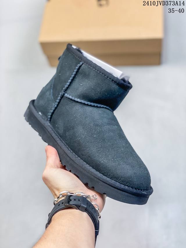 Ugg Classic Mini 官方经典款 羊皮毛一体高品质 15Mm外跟+2Cm内增高 短筒雪地靴 采用tpu模压定型翻毛皮鞋面材质 内嵌人造卷曲羊毛毛绒里