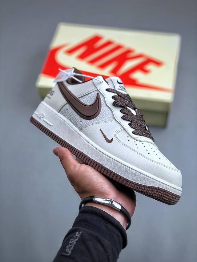 Nike Air Force 1 Low 07 X Cdg 白棕满天星原楦头原纸板 打造纯正低帮空军版型专注外贸渠道 全掌内置蜂窝气垫 原盒配件 原厂中底钢印、