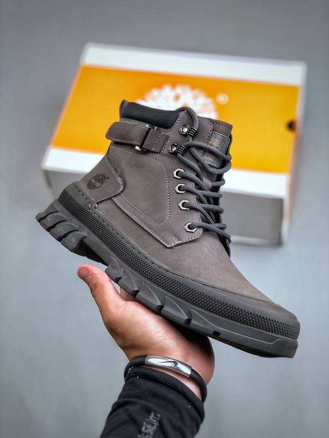 新货#Timberland添柏岚 天伯伦 户外休闲马丁靴系列 #广东大厂出品 全新工艺升级 24Ss秋冬新款 原盒原包装 面料采用意大利进口手抓牛皮，搭配防臭防