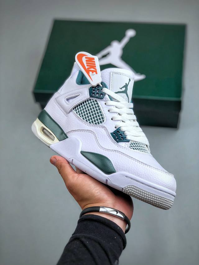 Nike Air Jordan 4 Retro Oxidized Green 氧化绿 Aj4 乔丹4代 乔丹篮球鞋系列 鞋身整体以白色皮革为主色调，辅以翡翠蓝点