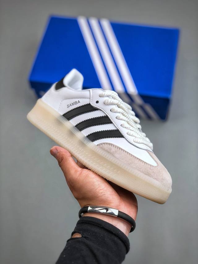 Adidas Samba Xlg White Gold Black 桑巴舞加大厚底版系列德训风百搭松糕休闲运动板鞋“联名皮革白黑金” 货号：Ih8643 尺码：