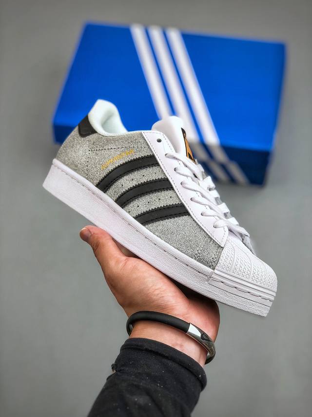 Adidas Originals Superstar 贝壳头 潮流复古 时尚 舒适透气 耐磨 休闲板鞋 货号:Eg4960尺码：35-45 半