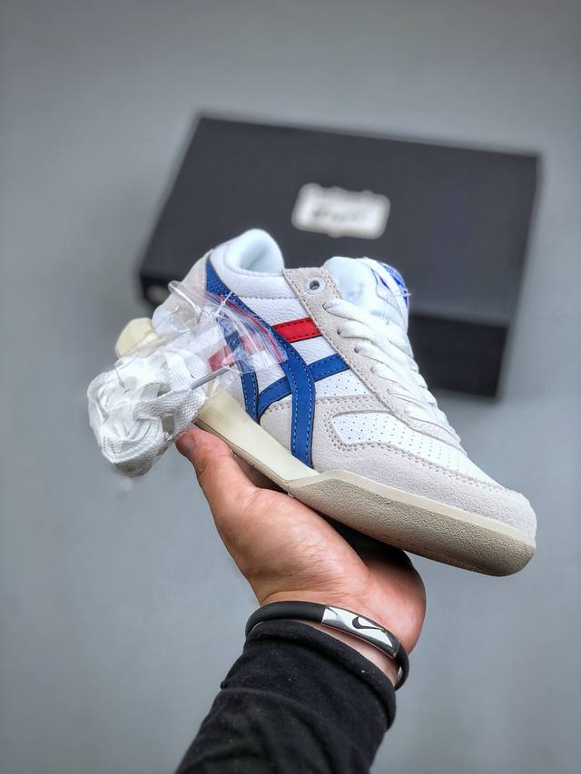 Asics Onitsuka Tiger Ultimate 81 Ex 亚瑟士终极系列低帮复古风百搭皮革休闲运动慢跑鞋 货号：1183B510-100 尺码：3