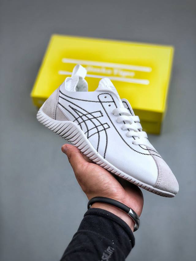 Onitsuka Tiger鬼塚虎sclaw绒面革织物 舒适运动 防滑 男女同款 生活休闲鞋 尺码：36-45 半