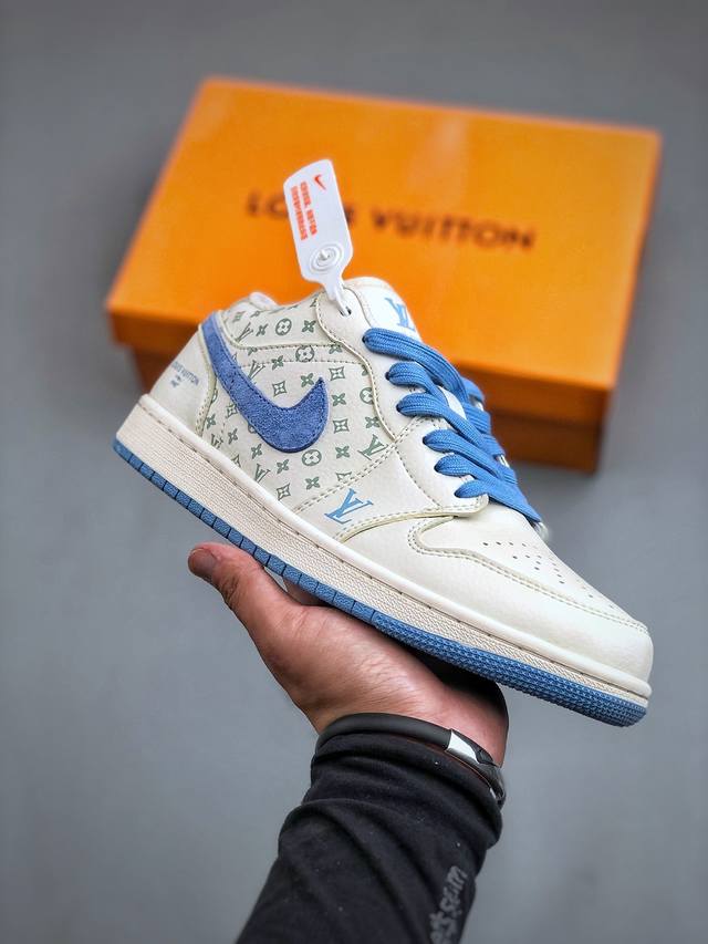 Air Jordan 1 Retro Low X Louis Vuitton 白蓝官方同步新色 原装级产物拒绝公底 立体鞋型 细节完美 高清洁度 购置公司同步原