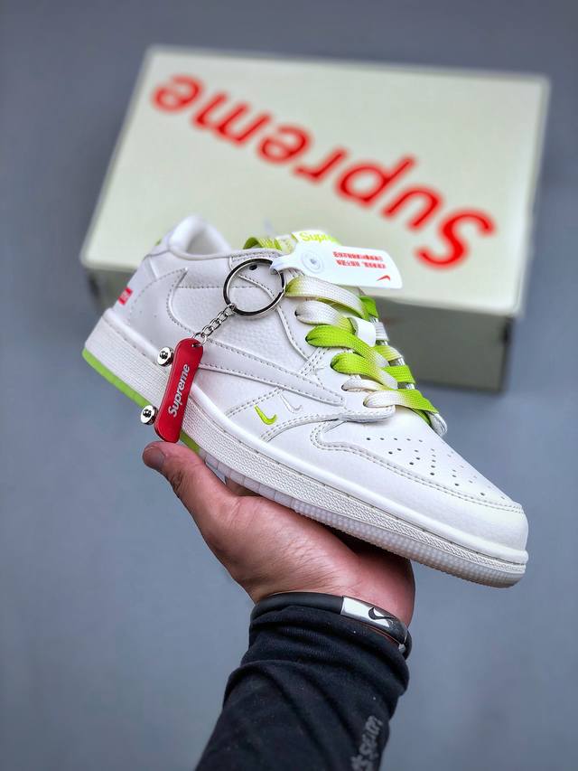 Travis Scott X Nike Air Jordan 1 Low X Supreme 荧光绿 Air Jordan 1 Low 反转荧光绿双小钩倒钩 纯