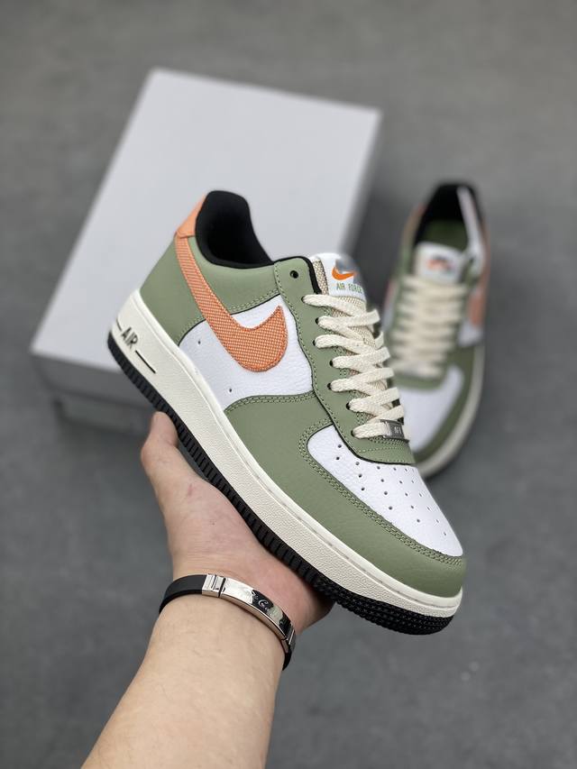 工厂套现 国庆特价 原本地200版本 耐克nike Air Force 1 Low 空军一号 Af1 低帮百搭休闲运动板鞋。柔软、弹性十足的缓震性能和出色的中底