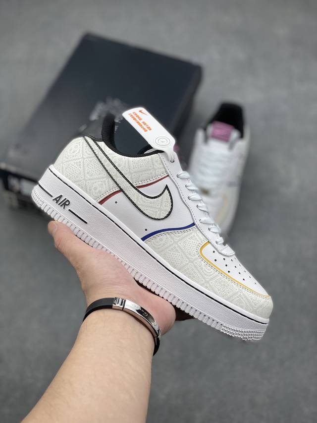 公司级 Nike Air Force 1 Low 原楦头原纸板 打造纯正空军版型 #专注外贸渠道 全掌内置蜂窝气垫 #原盒配件 原厂中底钢印、拉帮完美 官方同步