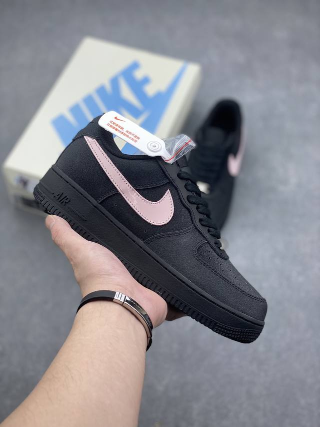 纯原 Air Force 1 '07 Low 黑粉满天星 原楦头原纸板 打造纯正空军版型 专注外贸渠道 全掌内置蜂窝气垫 原盒配件 原厂中底钢印、拉帮完美 官方