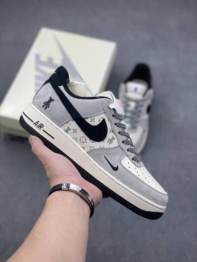 海外限量发售！公司级nike Air Force 1 '07 Low “暴力熊联名--灰黑印花”空军一号 低帮 运动鞋 休闲鞋 折边针车 工艺难度大 原楦头原纸