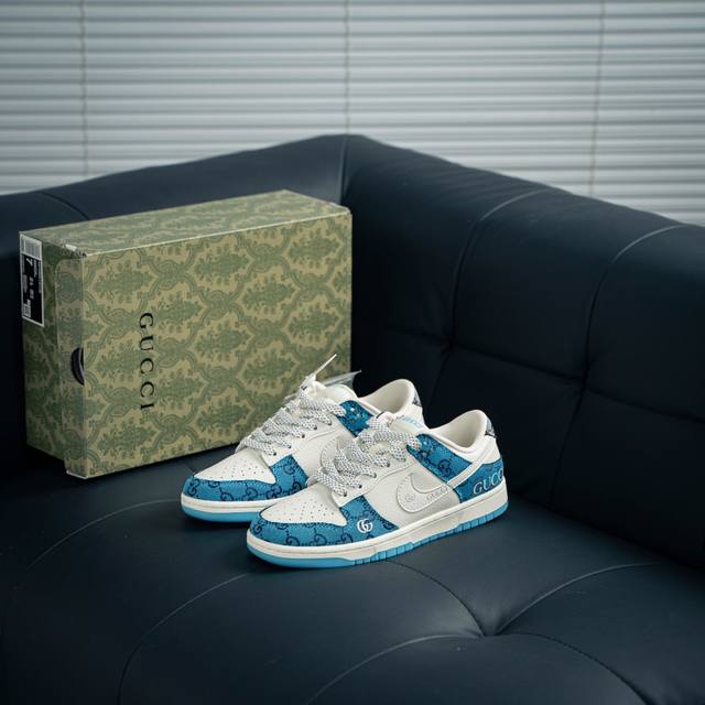 Nike Dunk 全套原楦原模倾力打造完美版型 独家原厂航空铝磨具打磨大底 鞋头坡度极致还原 无解鞋型 原盒原配 圈内天花板工艺 原厂冲刀 超高清洁度 全鞋零