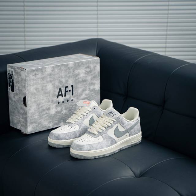 Air Force 1 Low 原装级别 原楦头原纸板 打造纯正空军版型专注外贸渠道 全掌内置蜂窝气垫 原盒配件 原厂中底钢印、拉帮完美 货号：Bl5866 9