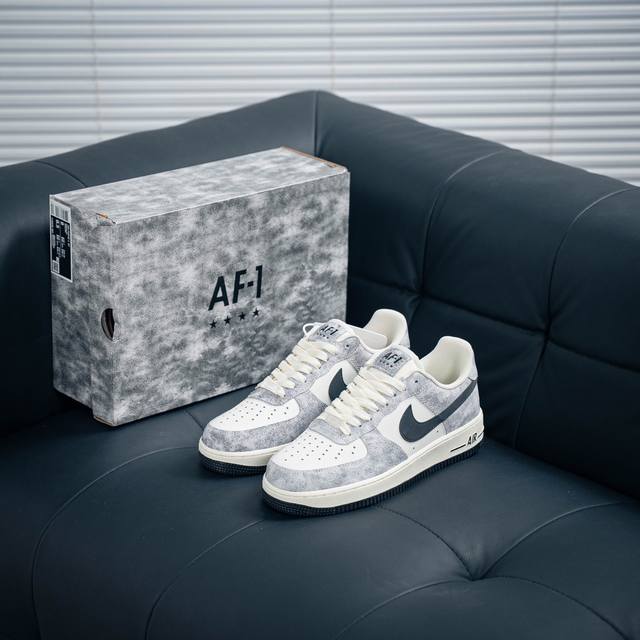 Air Force 1 Low 原装级别 原楦头原纸板 打造纯正空军版型专注外贸渠道 全掌内置蜂窝气垫 原盒配件 原厂中底钢印、拉帮完美 货号：Yy6938 3