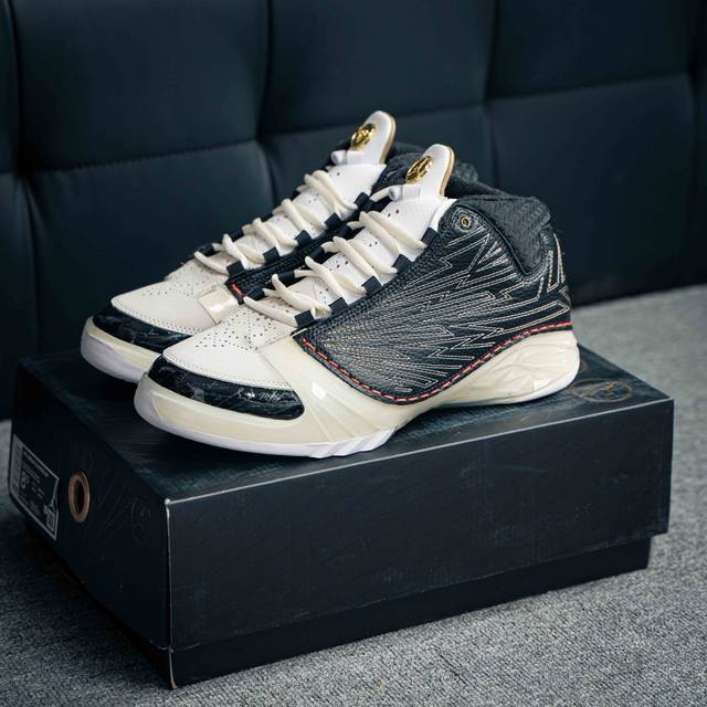 Air Jordan 23 Aj23 乔丹aj3代简版中帮复古休闲运动文化篮球鞋 采用翻毛皮组合牛津布鞋面材质 内嵌缜密定位拉帮及注胶效果 中底pu内嵌开窗式a