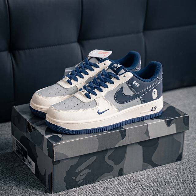 Air Force 1 Low 原装级别 原楦头原纸板 打造纯正空军版型专注外贸渠道 全掌内置蜂窝气垫 原盒配件 原厂中底钢印、拉帮完美 货号：Bb6566 2