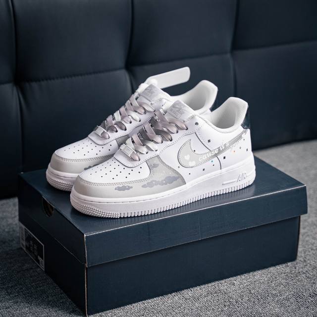 Air Force 1 Low 原装级别 原楦头原纸板 打造纯正空军版型专注外贸渠道 全掌内置蜂窝气垫 原盒配件 原厂中底钢印、拉帮完美 货号：Cw2288 3