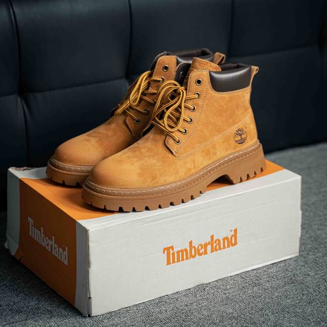 核心私 新货#Timberland添柏岚 天伯伦 户外休闲时尚马丁靴系列 广东大厂出品 全新工艺升级 23Ss秋冬新款 原盒原包装 面料采用意大利进口手抓牛皮，