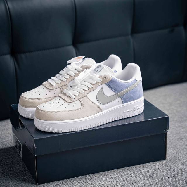 Air Force 1 Low 原装级别 原楦头原纸板 打造纯正空军版型专注外贸渠道 全掌内置蜂窝气垫 原盒配件 原厂中底钢印、拉帮完美 货号：Lm2033 2