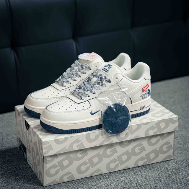 Air Force 1 Low 原装级别 原楦头原纸板 打造纯正空军版型专注外贸渠道 全掌内置蜂窝气垫 原盒配件 原厂中底钢印、拉帮完美 货号：Xz1996 1