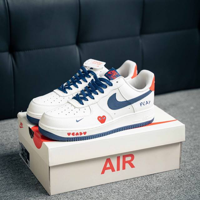 Air Force 1 Low 原装级别 原楦头原纸板 打造纯正空军版型专注外贸渠道 全掌内置蜂窝气垫 原盒配件 原厂中底钢印、拉帮完美 货号：Kk1988 0