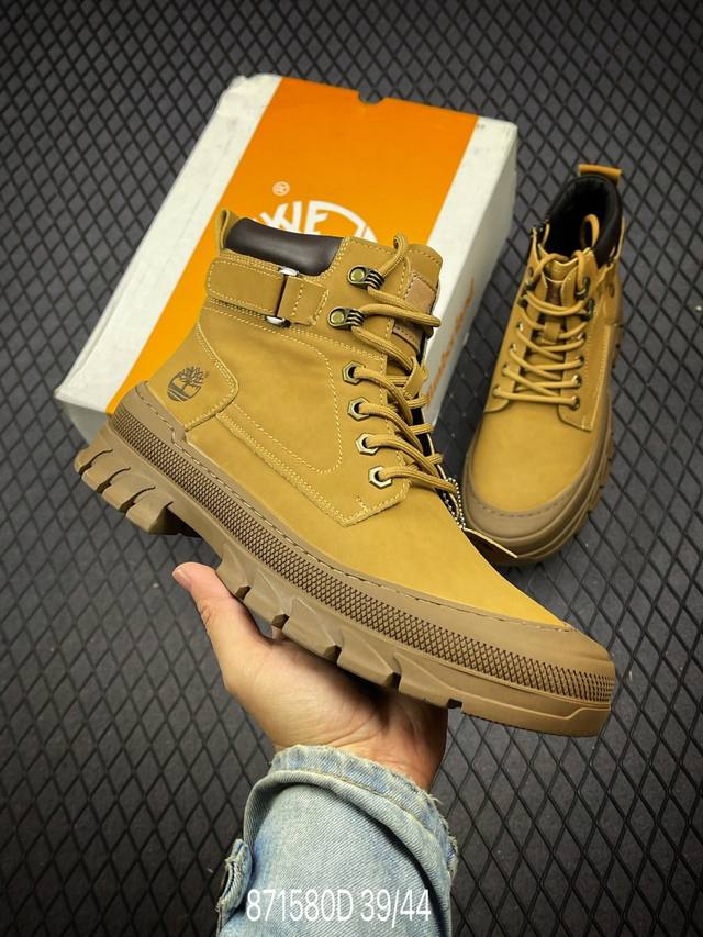 新货#Timberland添柏岚 天伯伦 户外休闲马丁靴系列 #广东大厂出品 全新工艺升级 24Ss秋冬新款 原盒原包装 面料采用意大利进口手抓牛皮，搭配防臭防