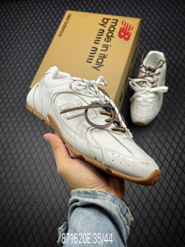 意大利奢侈品牌 缪缪miu Miu X Nb新百伦new Balance 530 Sl Leather Sneakers系列低帮经典复古休闲运动慢跑鞋“联名白灰