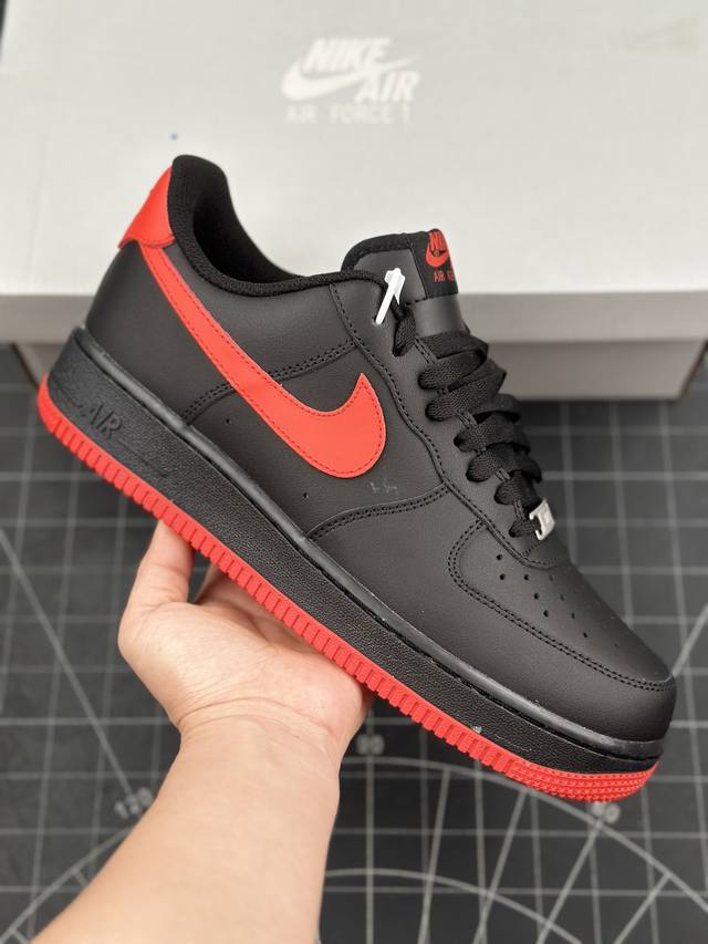 核心私 耐克nike Air Force 1 '07 Low Bred Vamps 空军一号系列经典低帮百搭休闲运动板鞋“皮革黑烈焰红” 男女鞋真标半码制#原楦