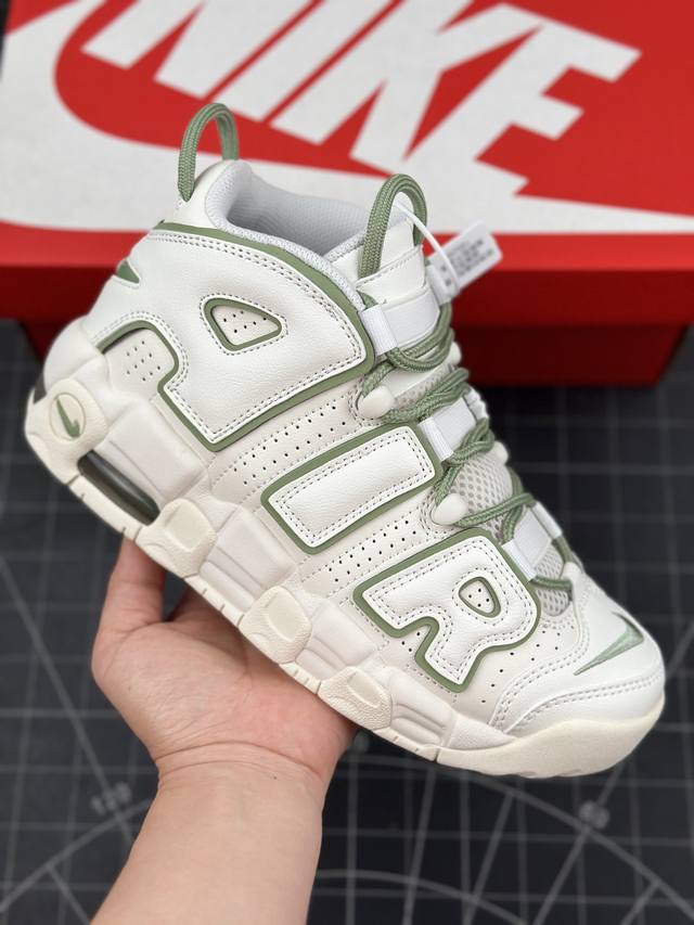 核心私 公司级耐克nk Air More Uptempo ’96 Og 皮蓬大air复古篮球鞋 以流行于街头的涂鸦文化为设计灵感 整体的设计风格夸张而充满魅力