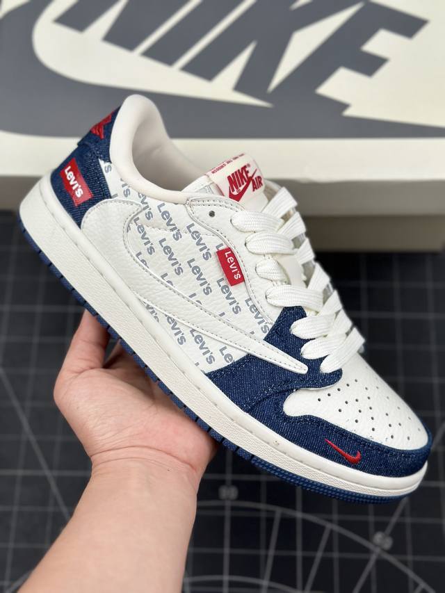 核心私 Levi'S X Travis Scott X Air Jordan 1 Low 李维斯 X Aj1 低帮 蓝白红牛仔倒勾联名 乔丹篮球鞋系列 鞋款整体