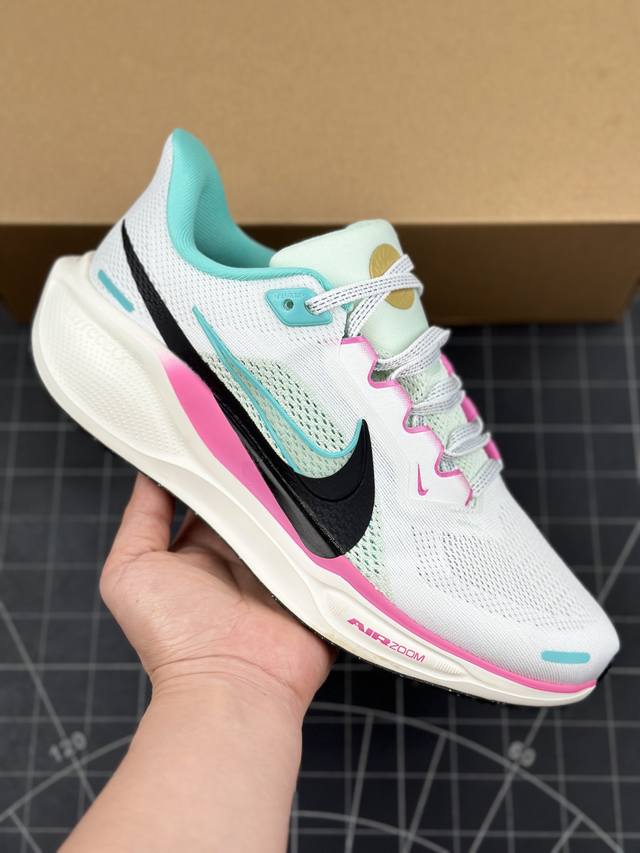 核心私 Nk Air Zoom Pegasus 41 耐克网面透气轻便耐磨跑鞋 鞋面采用网布、织物、橡塑材料等多种材料拼接，出色支撑效果，缔造稳固脚感，塑就自然