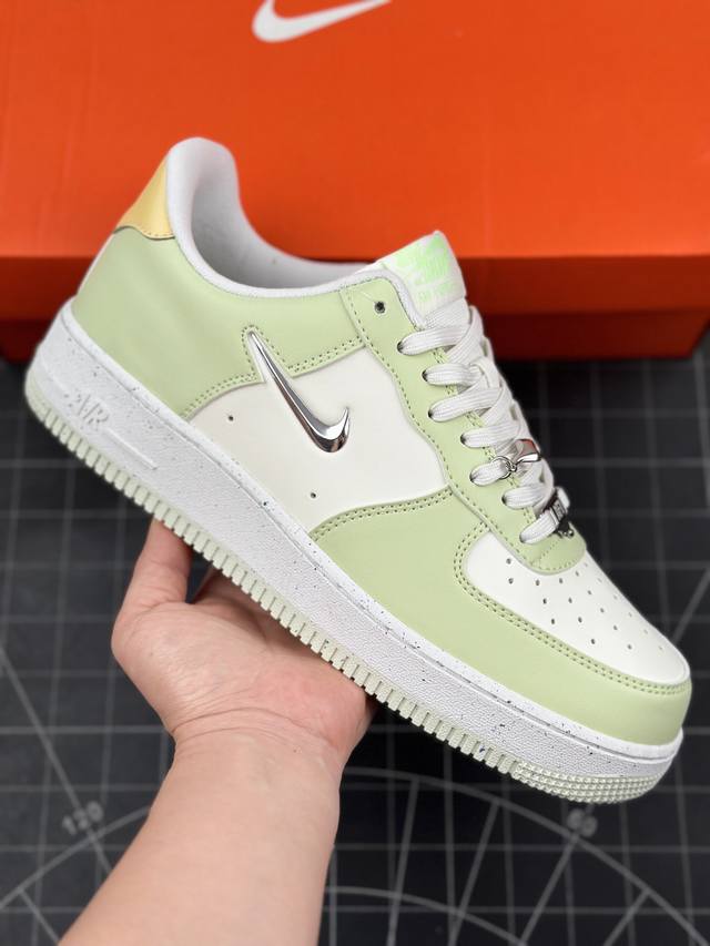 核心私 耐克 Nike Air Force 1‘07 Nn Se 天美少女 白绿 空军一号低帮休闲运动板鞋 原楦头原纸板 打造纯正低帮空军版型 专注外贸渠道 全