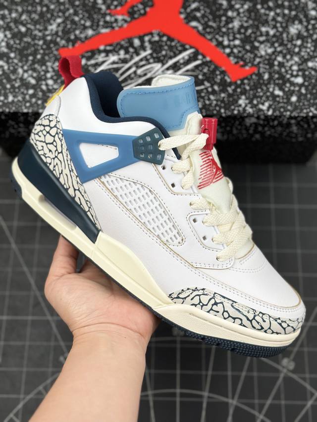 核心私 Air Jordan 3.5 Spizike Low Dong Dan 低帮 白蓝黑 Aj3.5 乔丹3.5代 斯派克李 乔丹篮球鞋系列 鞋身整体以白色