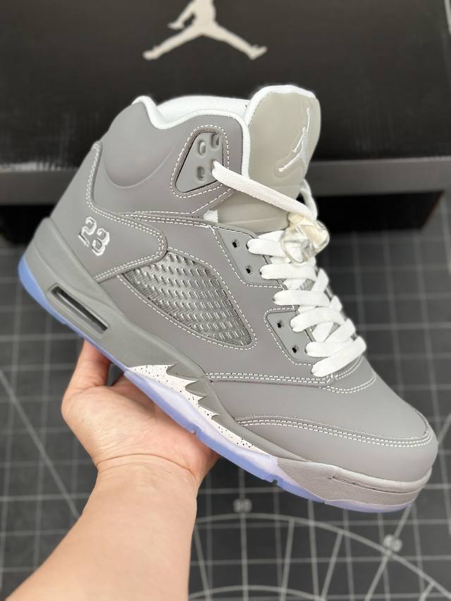 Air Jordan 5 Retro Wolf Grey Aj5 乔丹5代狼灰 高帮篮球鞋系列 外贸订单 全套原纸板楦头开发 确保原汁原味 完美呈现五代版型 定