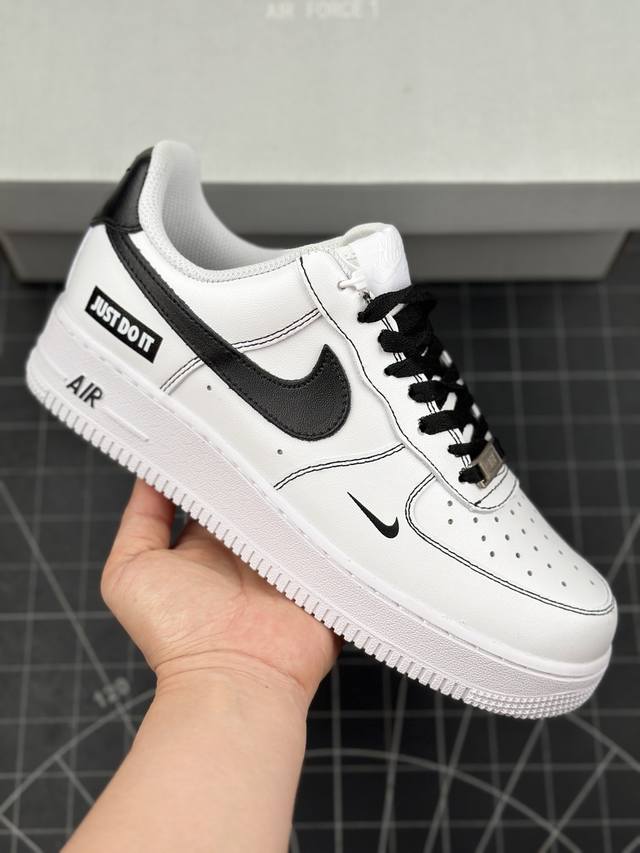 核心私 公司级耐克nike Air Force 1 Low 空军一号低帮百搭休闲运动板鞋 柔软、弹性十足的缓震性能和出色的中底设计，横跨复古与现代的外型结合，造