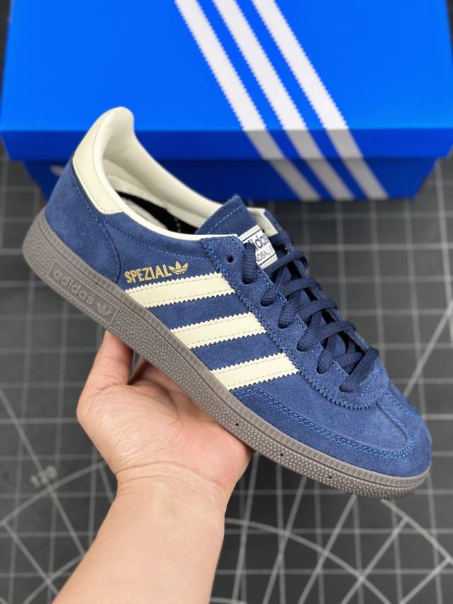 核心私 阿迪达斯adidas Originals Handball Spzl 手球运动员系列百搭休闲运动板鞋“翻毛藏蓝奶白焦糖底” #男女鞋半码制#原楦开发纸版