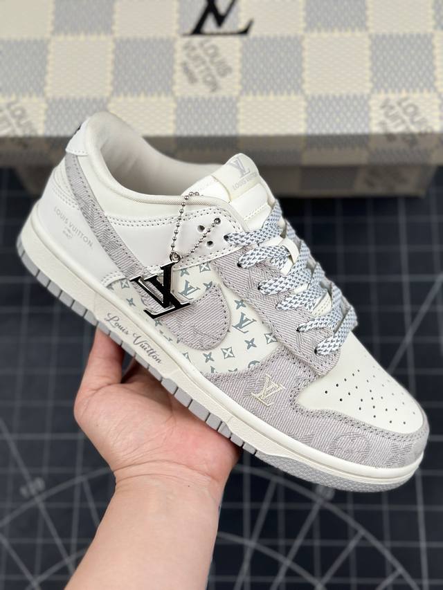 核心私 Nk Sb Dunk Low Lv联名-米灰牛仔 周年高端定制 低帮休闲板鞋 #定制鞋盒 大厂纯原品质出货 超高清洁度 皮料切割干净无任何毛边 细节完美