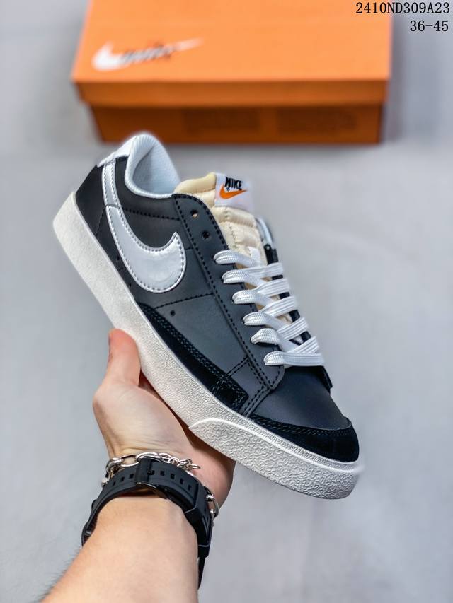 真标NK Blazer Low‘77 Jumbo 经典百搭低帮开拓者休闲运动板鞋 真硫化铝楦制作 原厂布料拼接 独家裁片完美鞋型 台湾进口软感荔枝头层皮 原盒真