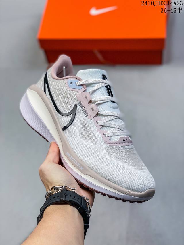 NIKE耐克男女子W NIKE VOMERO 17跑步鞋FB8502-010 尺码：36-45半 编码：10JHD314A23