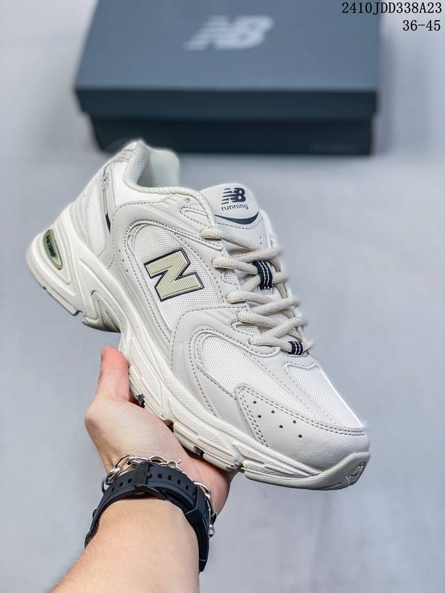 真标 新百伦 NB530 New Balance 530 复跑古鞋NB530这鞋双确实是NB家经复典古款式之一，以全科新技诠释，成打功造530鞋款。鞋面保在持5